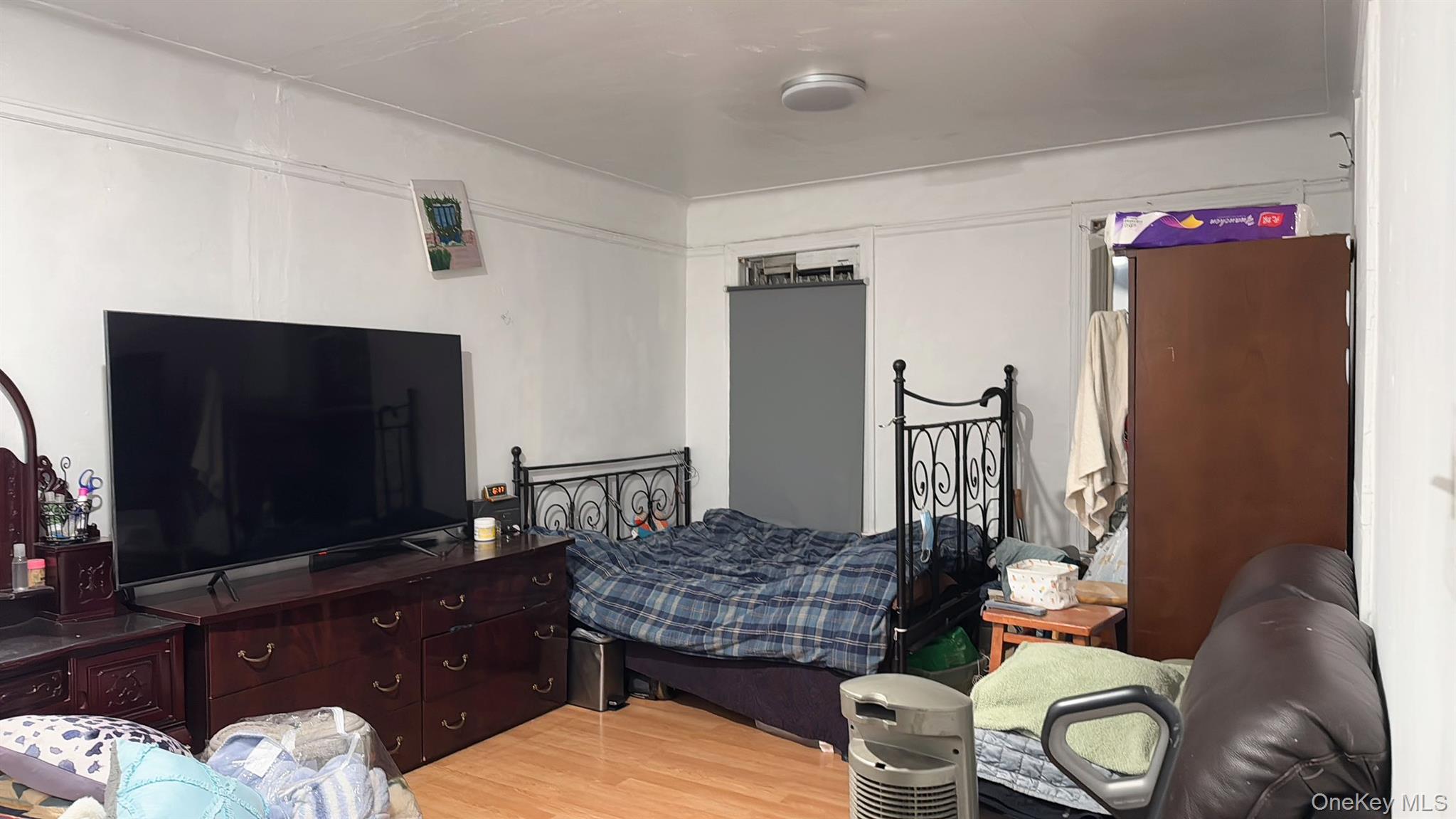 #7 photo, 8811 Elmhurst Avenue, クイーンズ区 Elmhurst , NY 11373