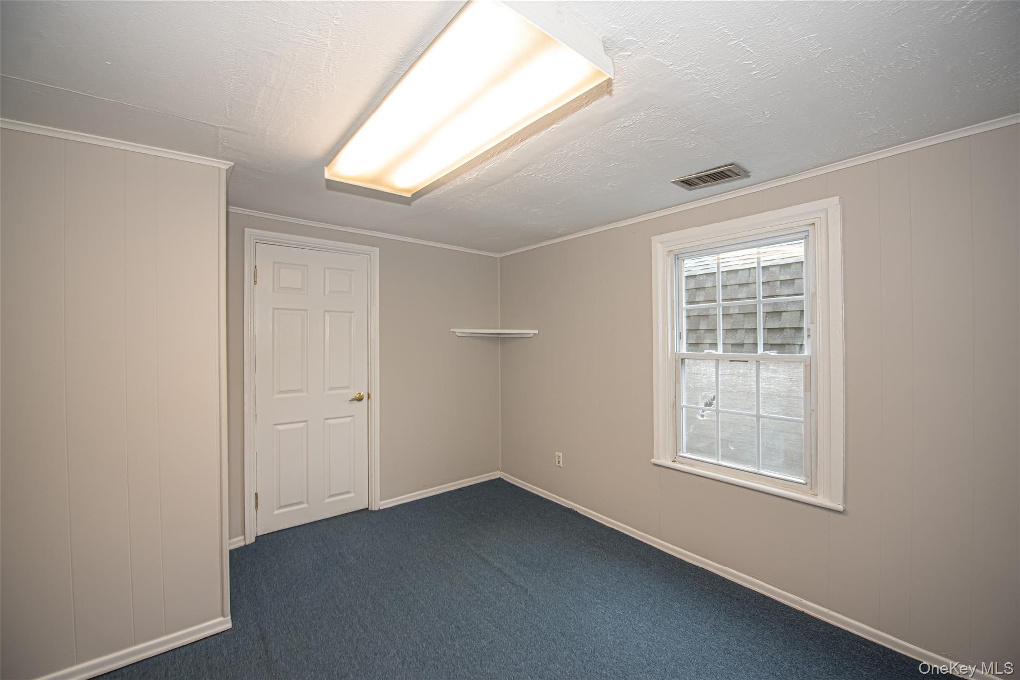 #9 photo, 206 E Main Street, Babylon , NY 11702