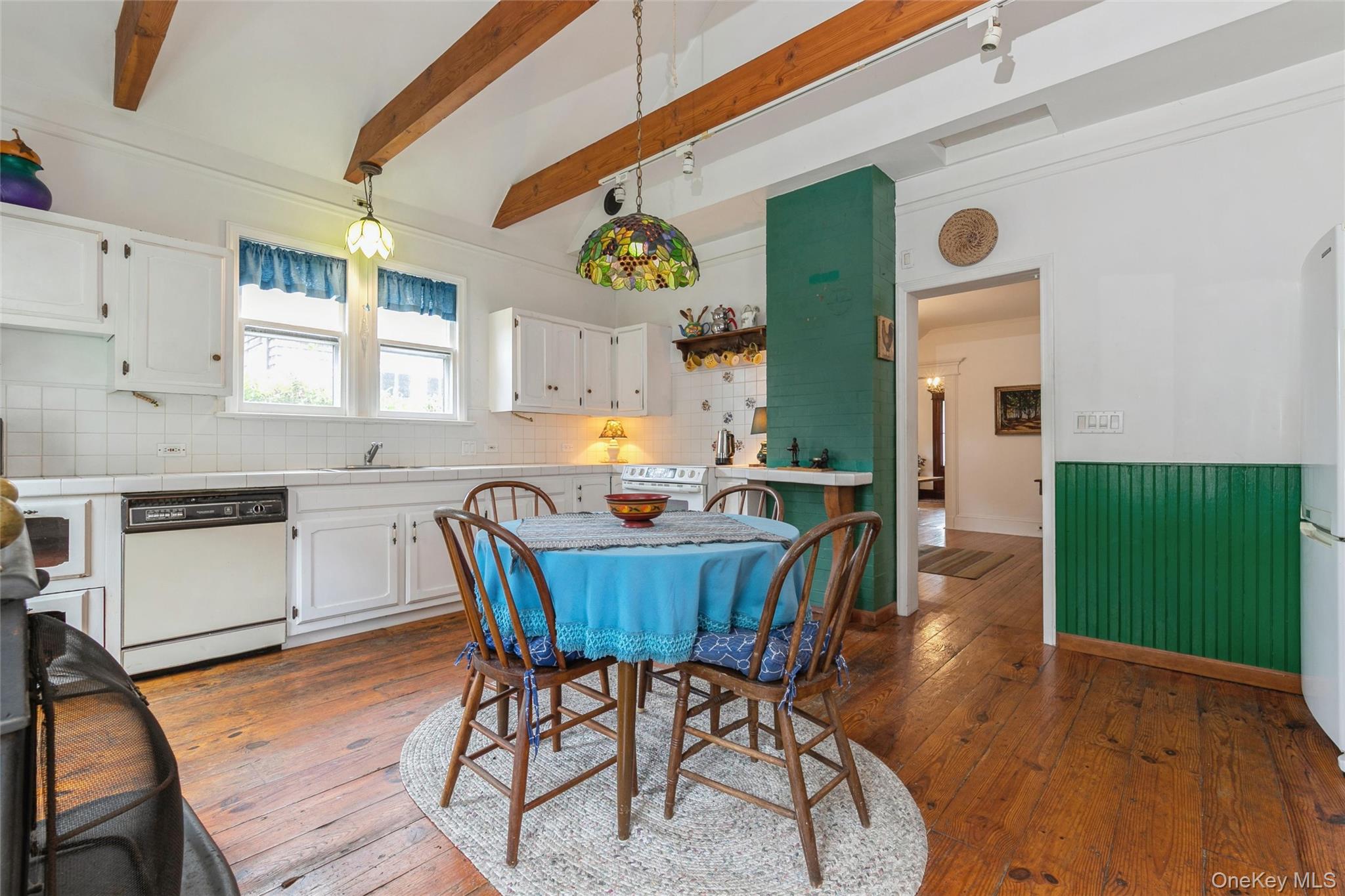 #10 photo, 609 1st Street, Greenport , NY 11944