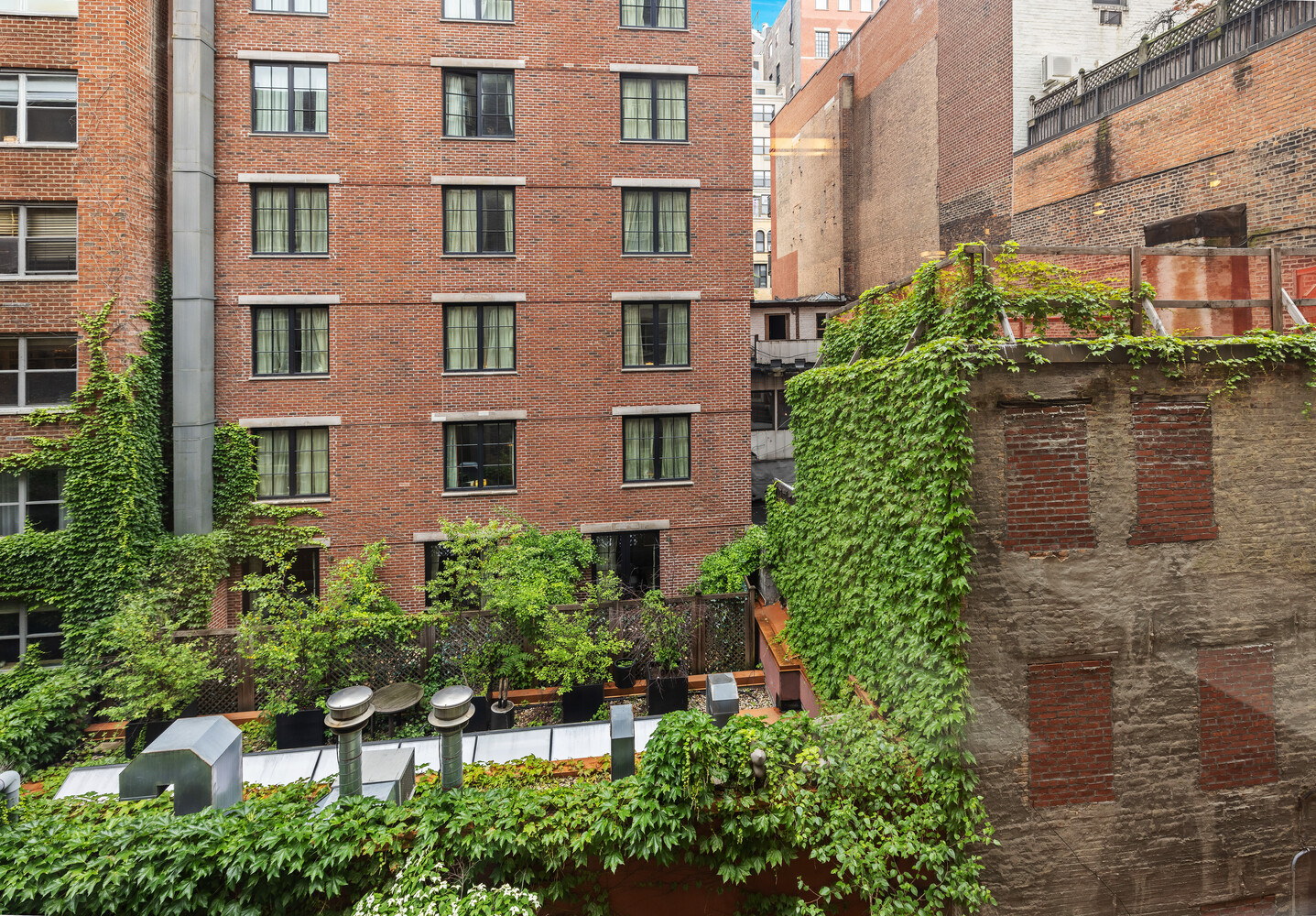 #5 photo, 59 W 12TH Street, マンハッタン Greenwich Village , NY 10011