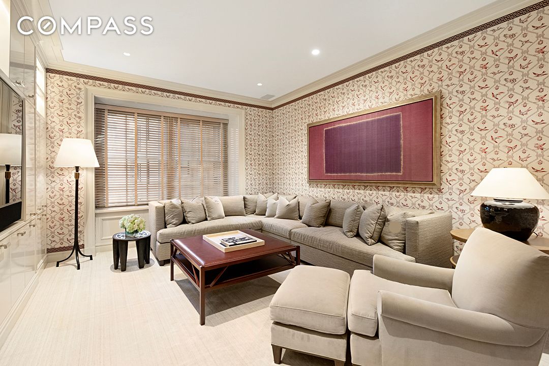 #11 photo, 730 Park Avenue, Lenox Hill , NY 10021