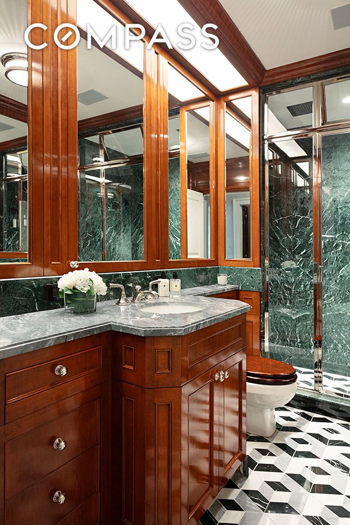 #20 photo, 730 Park Avenue, Lenox Hill , NY 10021