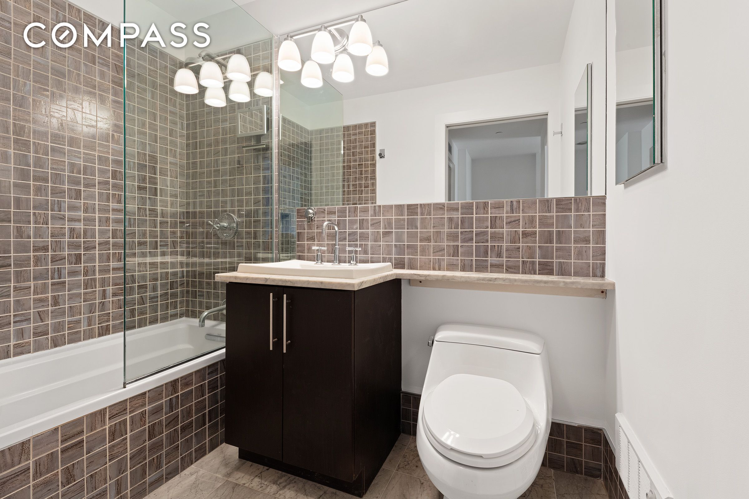 #5 photo, 221 W 148th Street, マンハッタン Central Harlem , NY 10039