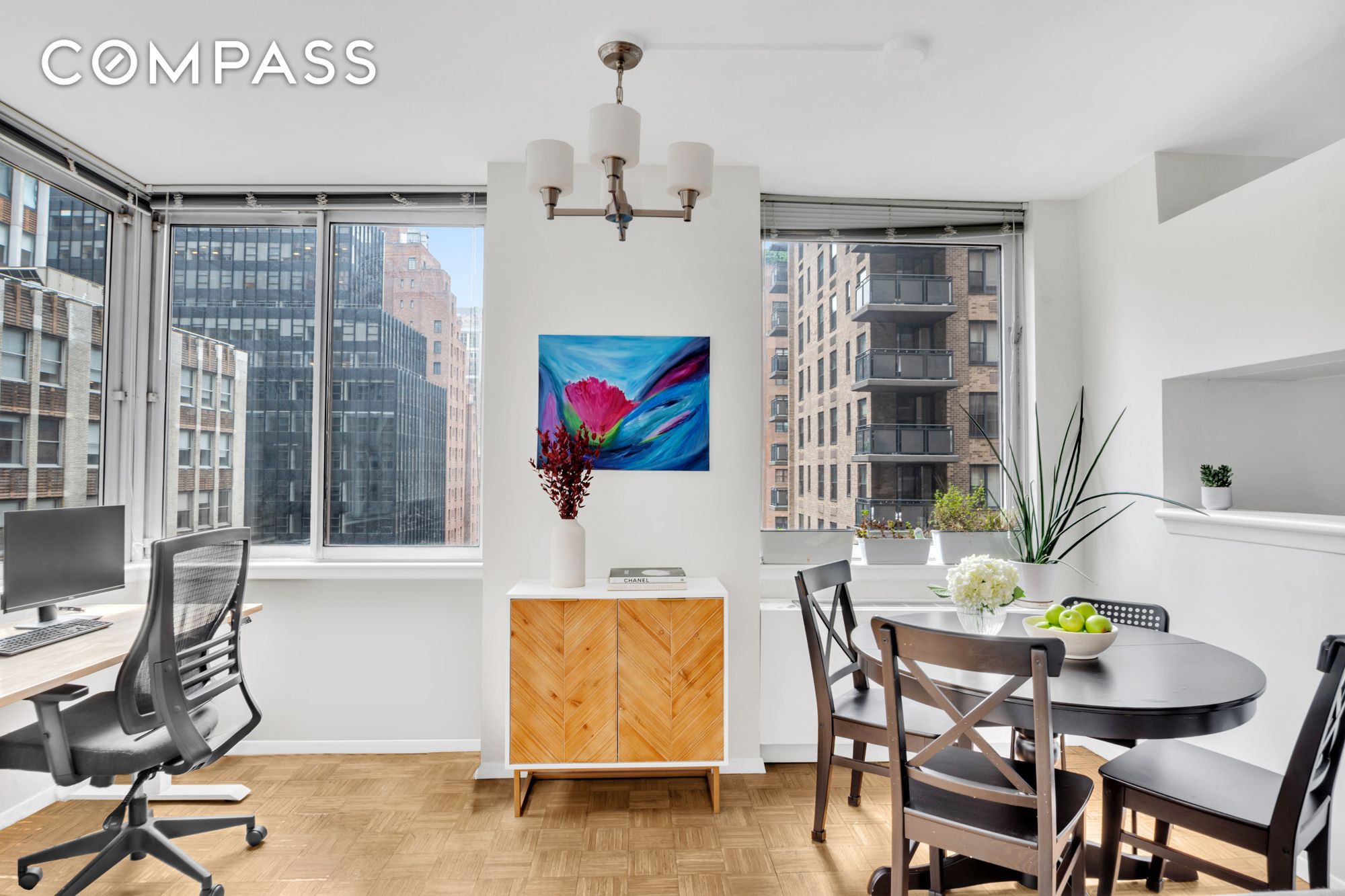 #4 photo, 235 E 40th Street, マンハッタン Murray Hill , NY 10016