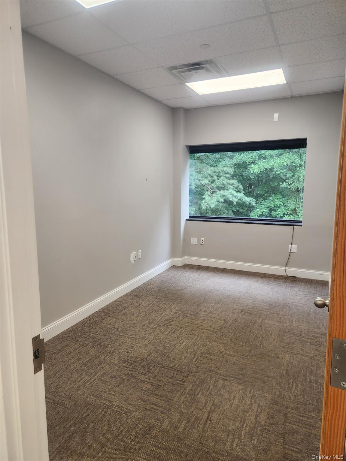 #5 photo, 100 Dutch Hill Road, Orangeburg , NY 10962