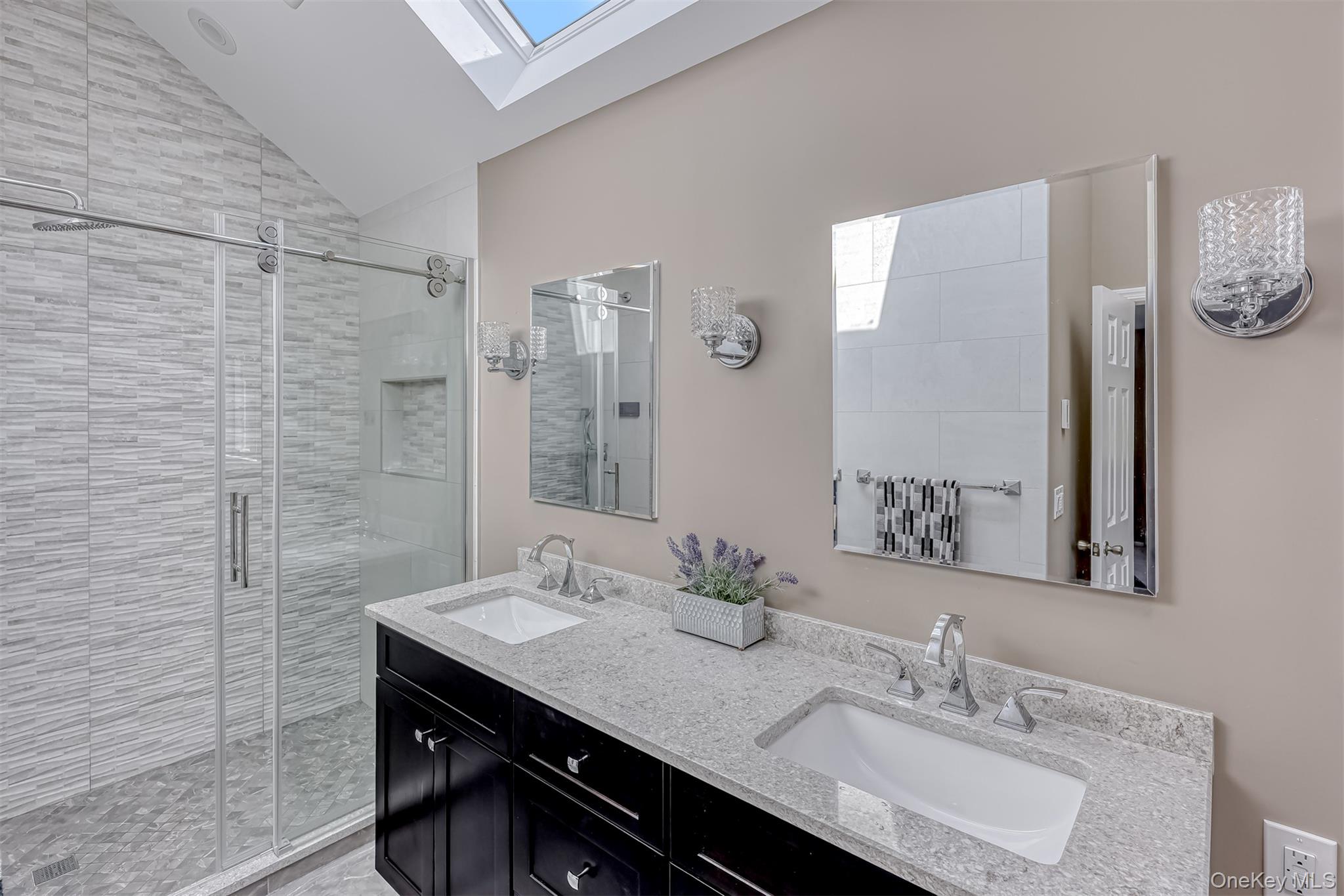 #14 photo, 43 Cranford Drive, New City , NY 10956