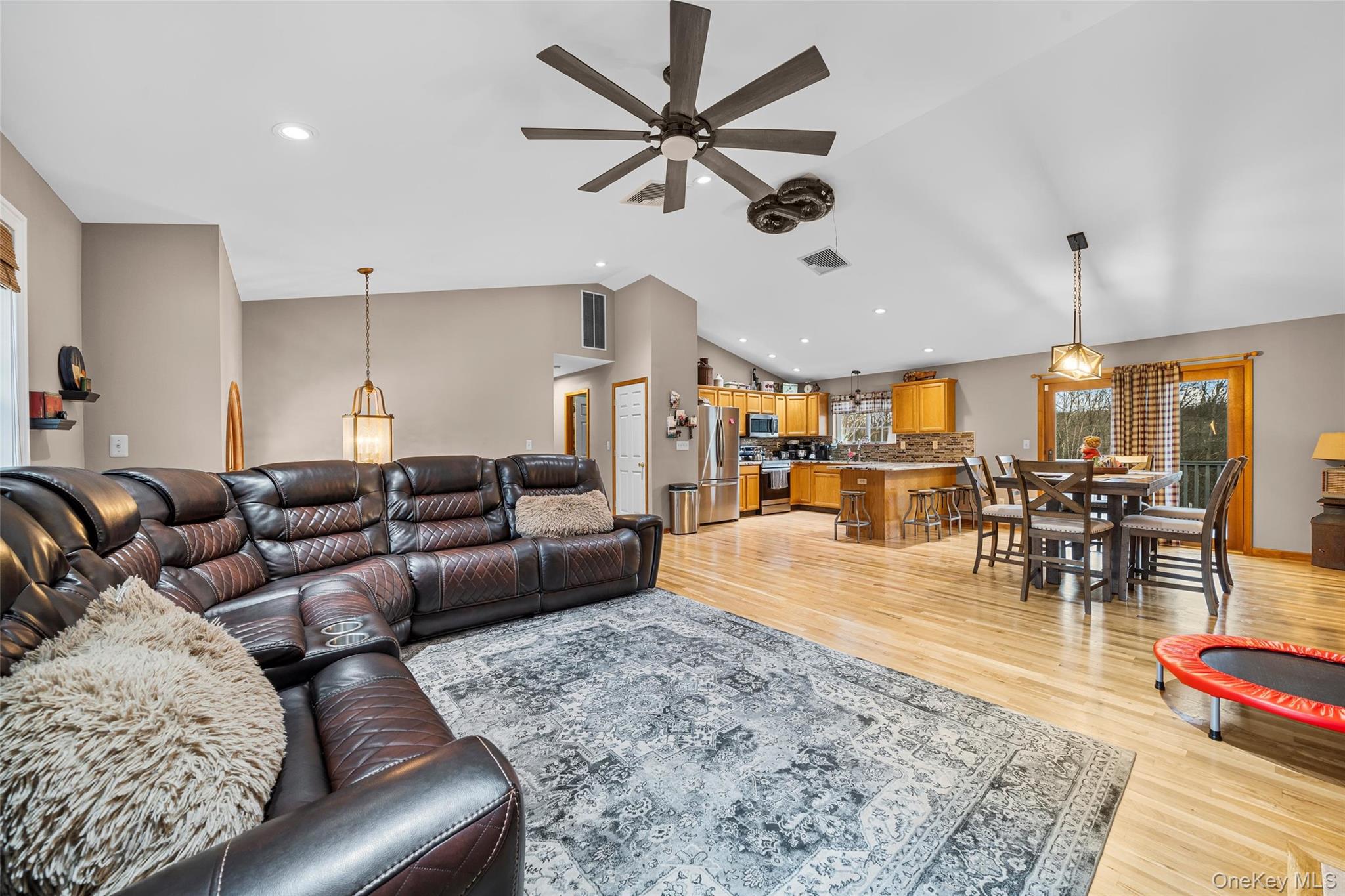 #8 photo, 606 Twin Arch Road, Rock Tavern , NY 12575