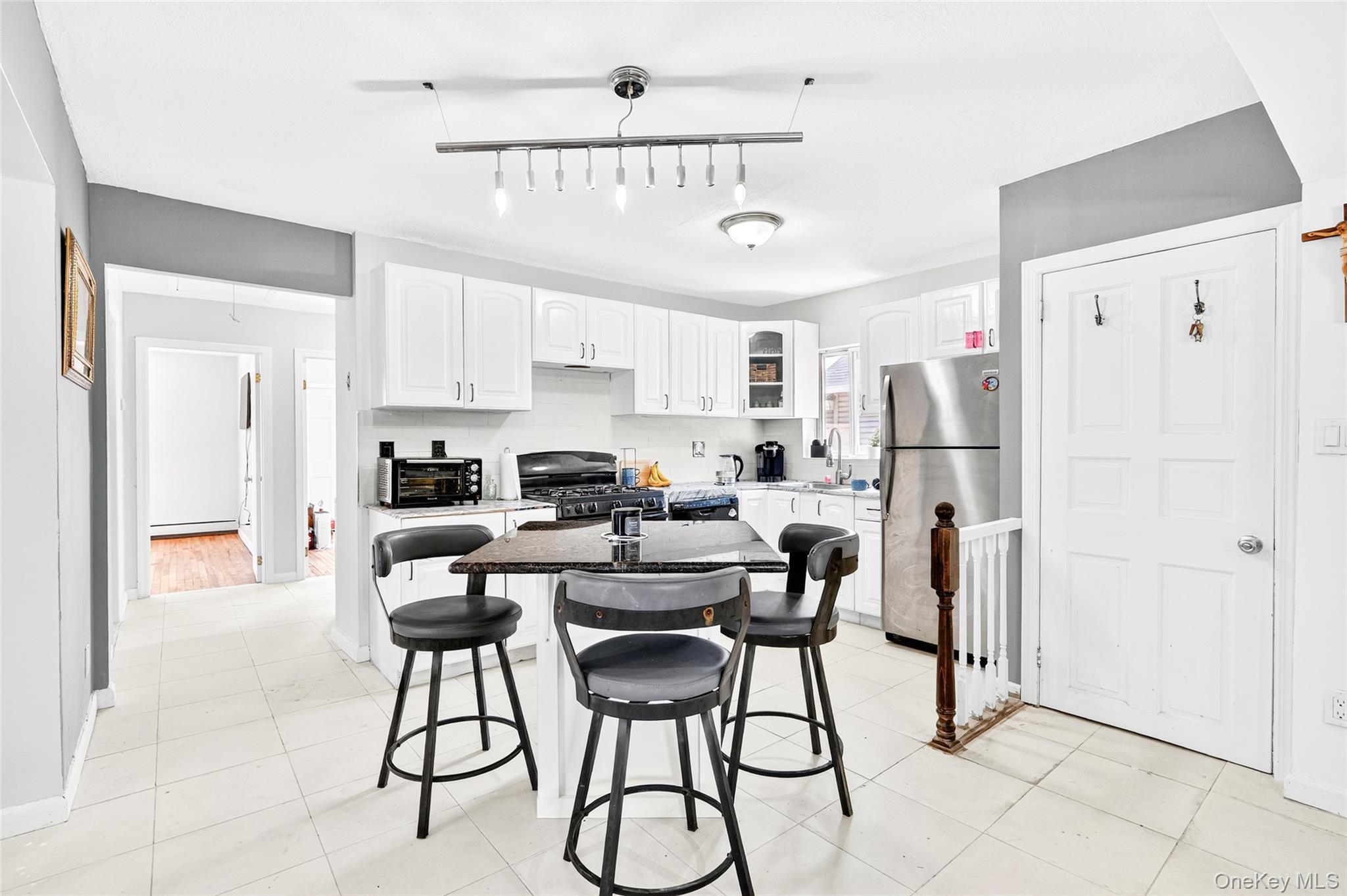 #18 photo, 1514 Robertson Place, Bronx , NY 10465