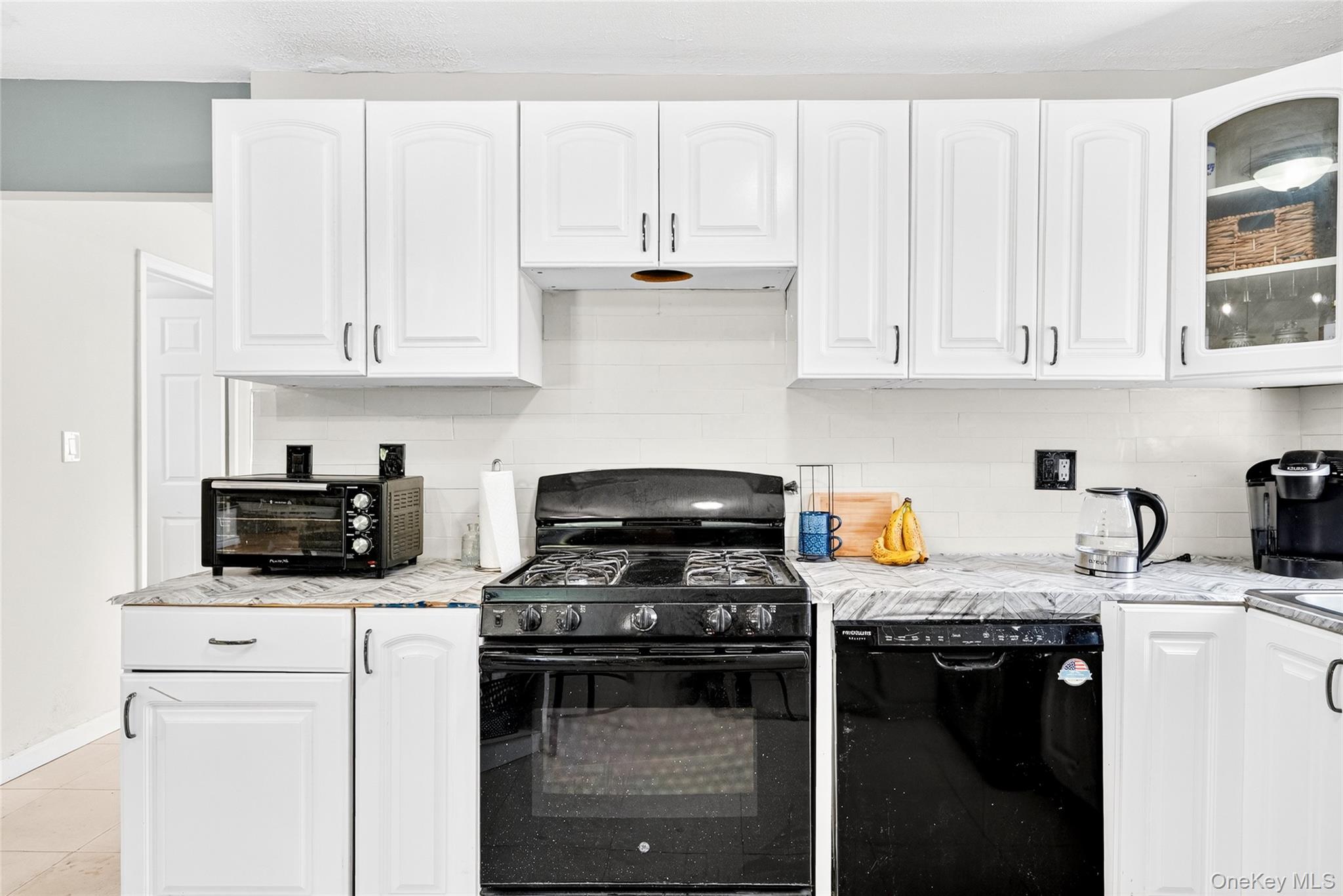 #19 photo, 1514 Robertson Place, Bronx , NY 10465