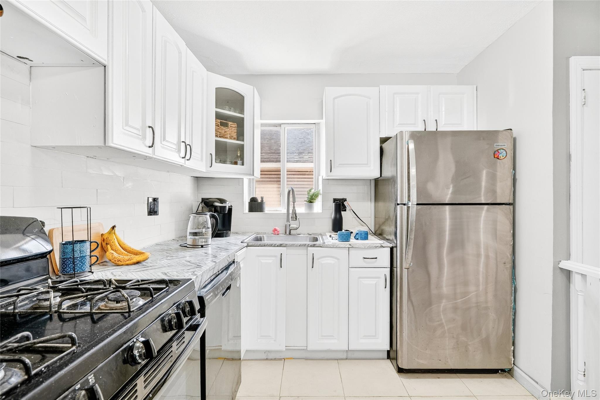 #20 photo, 1514 Robertson Place, Bronx , NY 10465