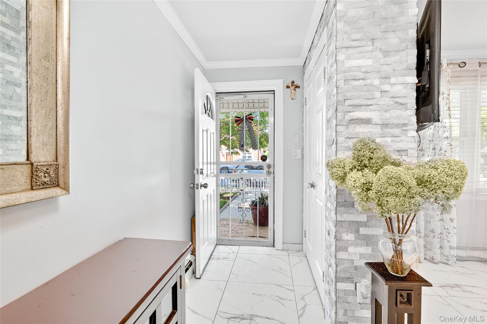 #3 photo, 1514 Robertson Place, Bronx , NY 10465