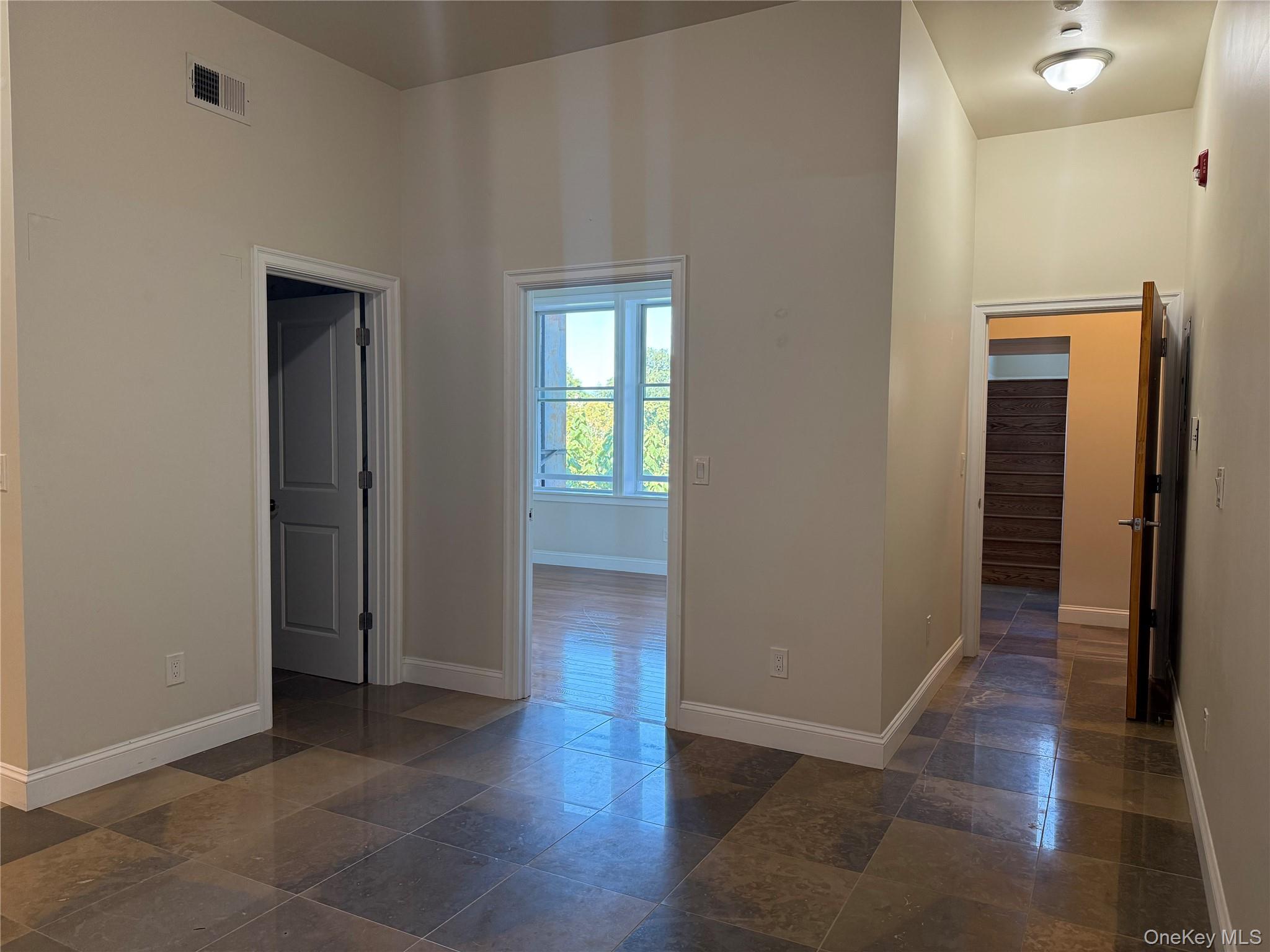 #7 photo, 125 Main Street, Ossining , NY 10562