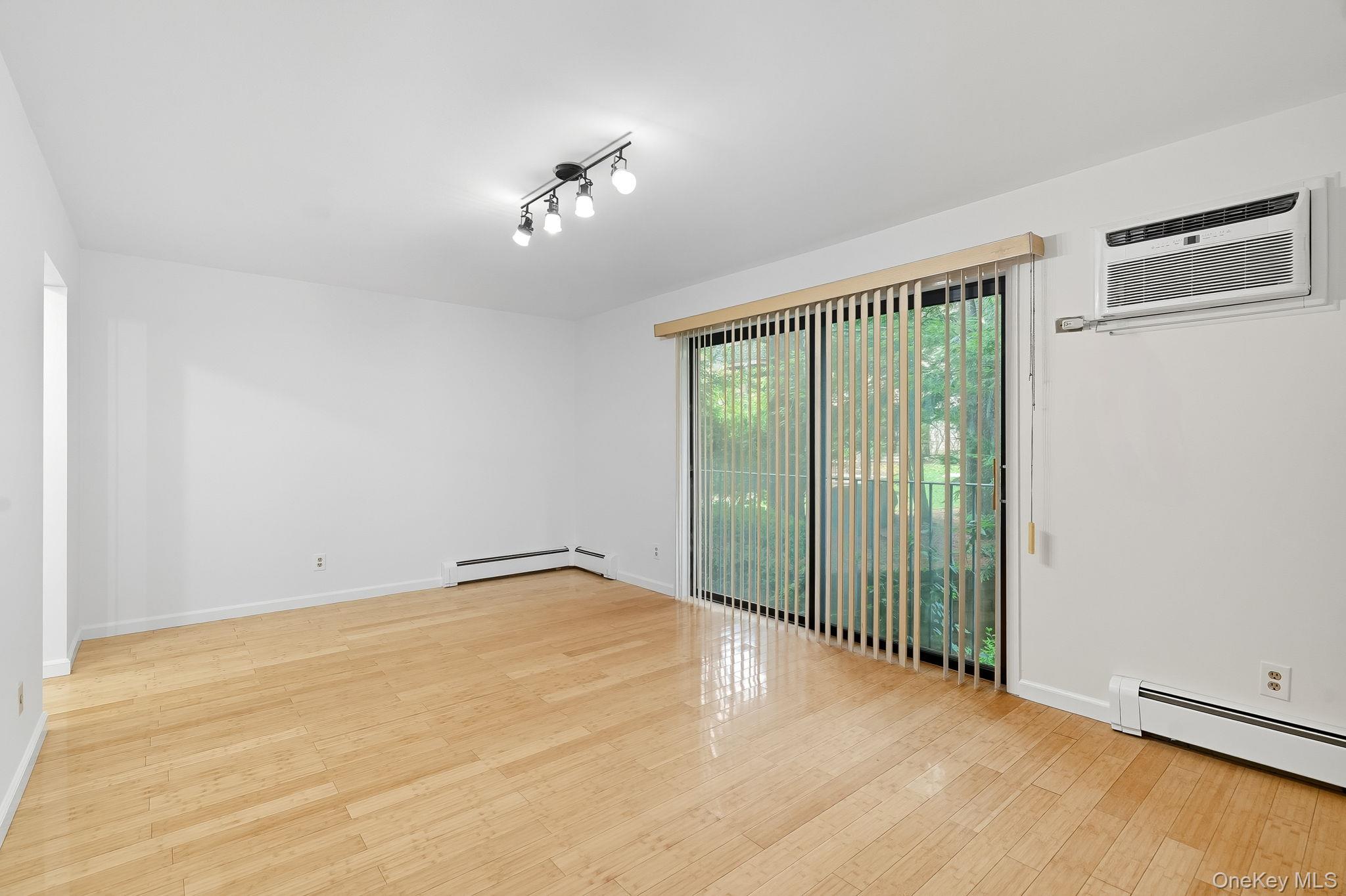 #11 photo, 500 Central Park Avenue, Scarsdale , NY 10583