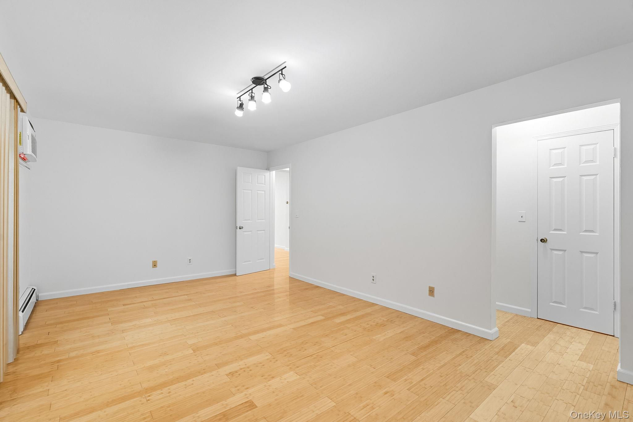 #13 photo, 500 Central Park Avenue, Scarsdale , NY 10583