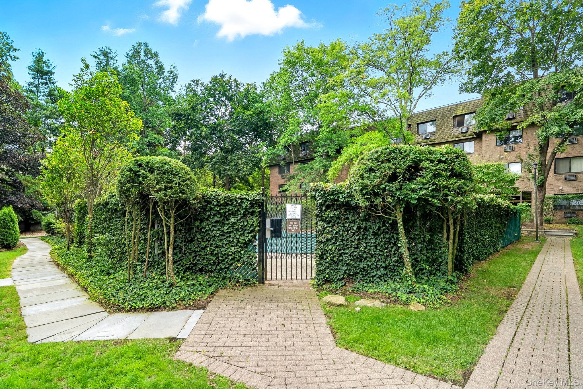 #17 photo, 500 Central Park Avenue, Scarsdale , NY 10583