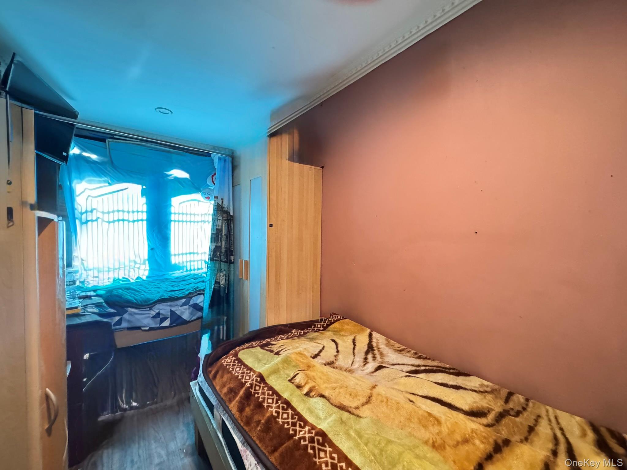 #9 photo, 104-21 39th Avenue, クイーンズ区 Corona , NY 11368