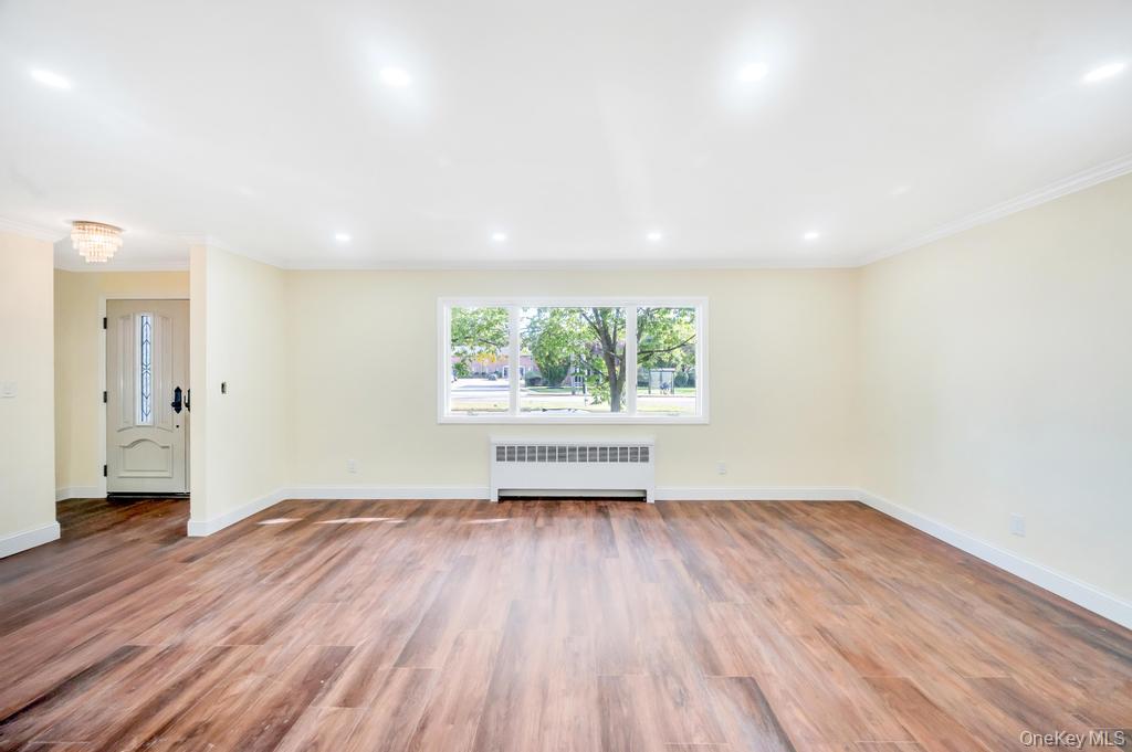 #15 photo, 3771 Jerusalem Avenue, Seaford , NY 11783