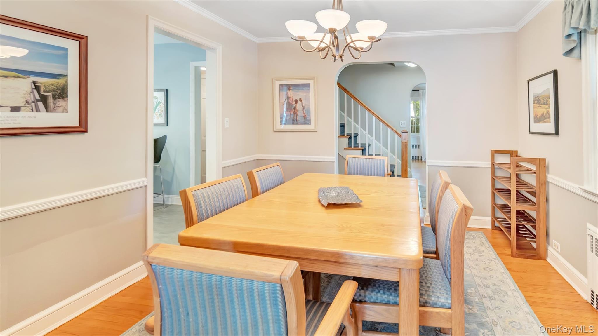 #14 photo, 35 Carlton Street, Malverne , NY 11565