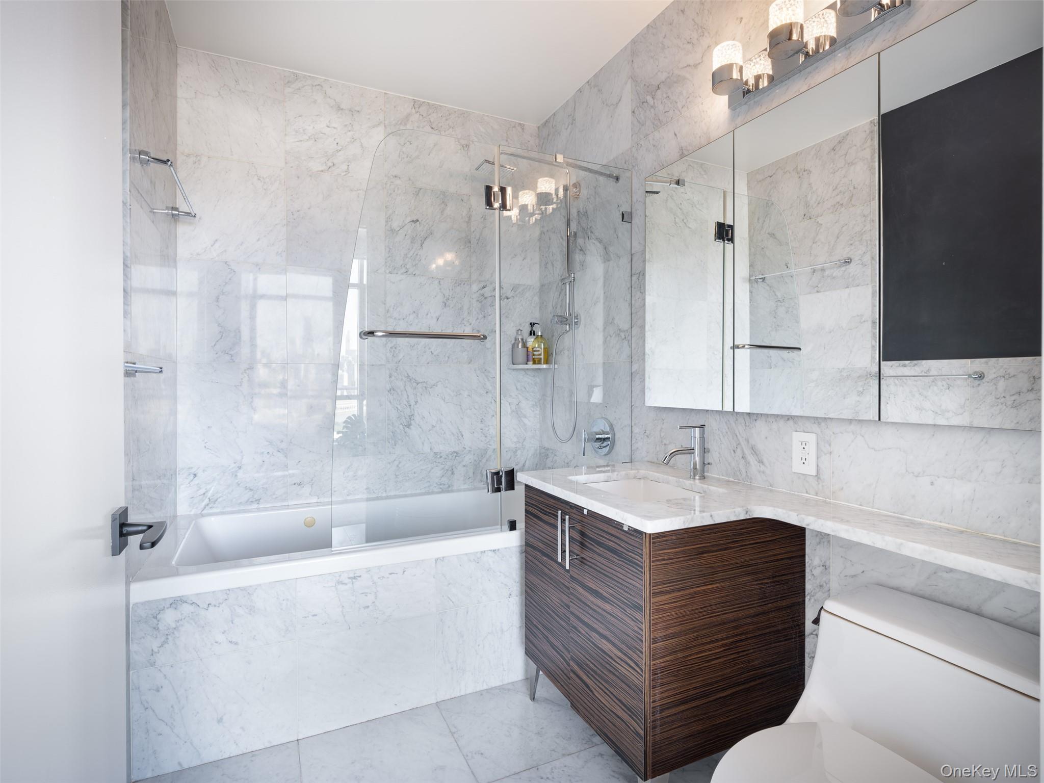 #13 photo, 11-24 31st Avenue, Astoria , NY 11106