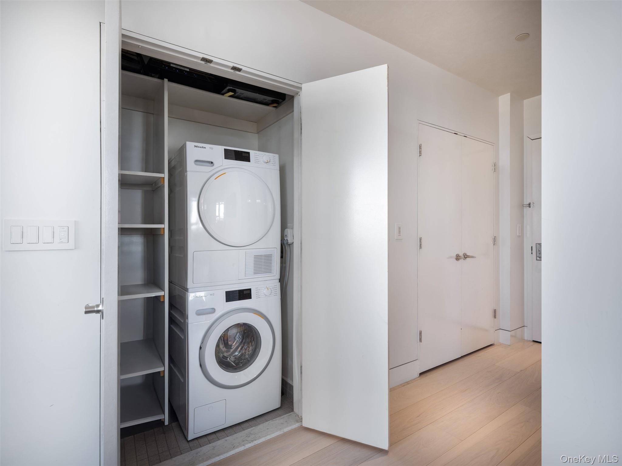 #19 photo, 11-24 31st Avenue, Astoria , NY 11106