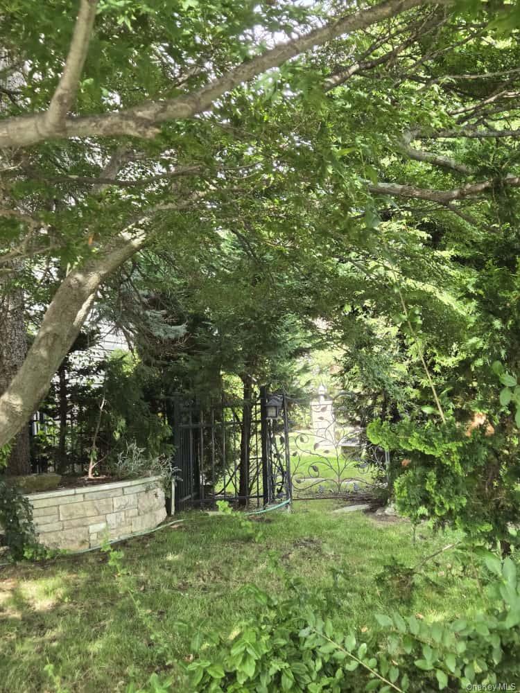 #18 photo, 542 Hemlock Drive, ナッソー郡 Cedarhurst , NY 11516