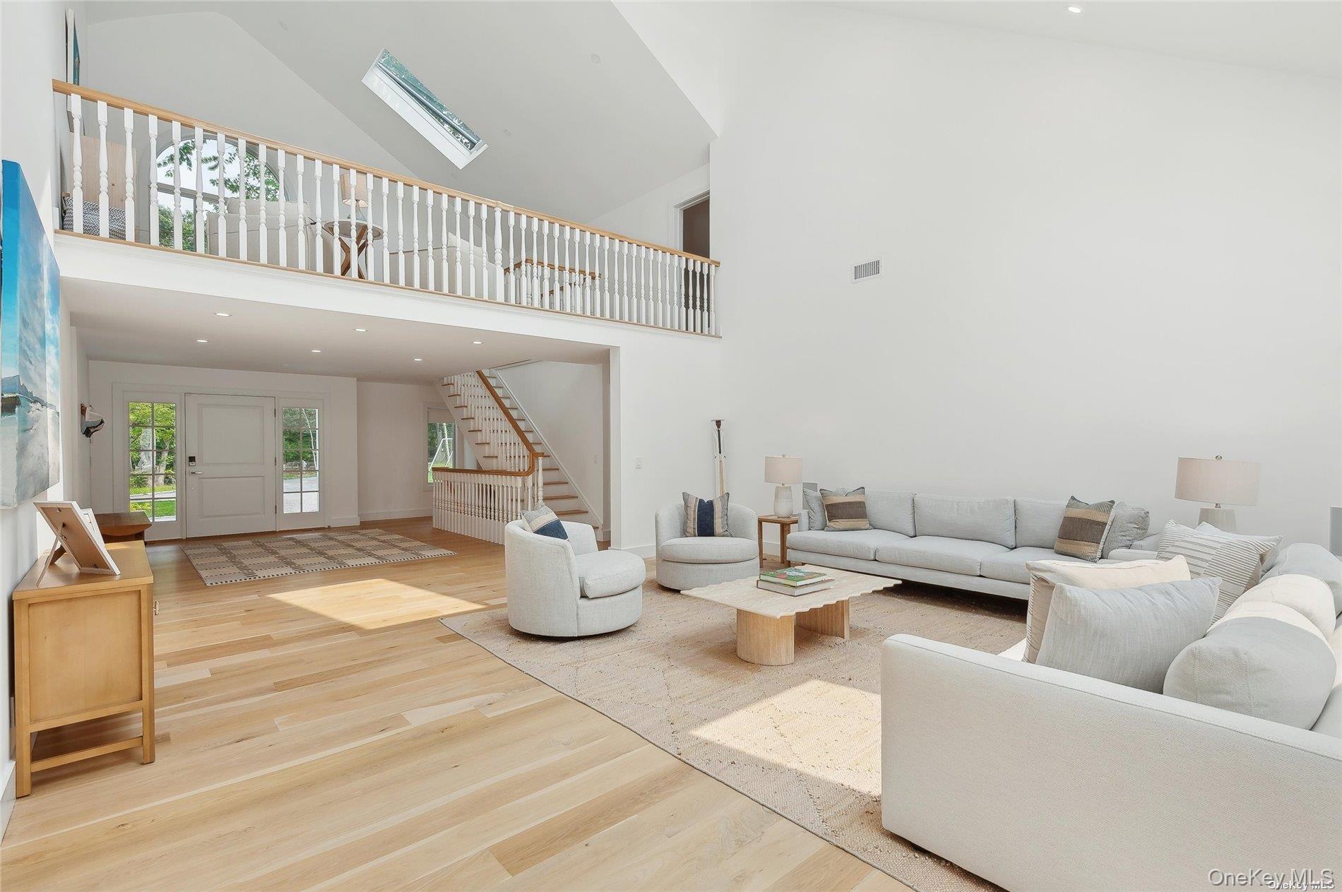 #5 photo, 28 Old Meeting House Road, Quogue , NY 11959