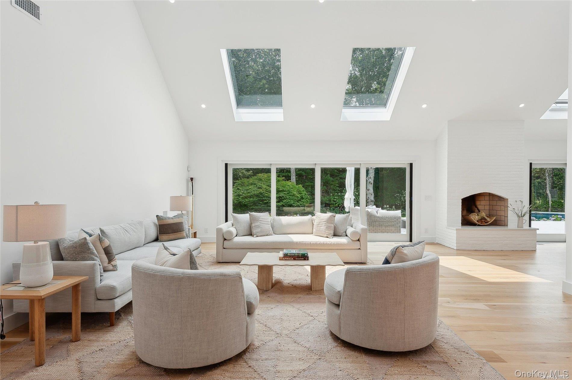 #6 photo, 28 Old Meeting House Road, Quogue , NY 11959