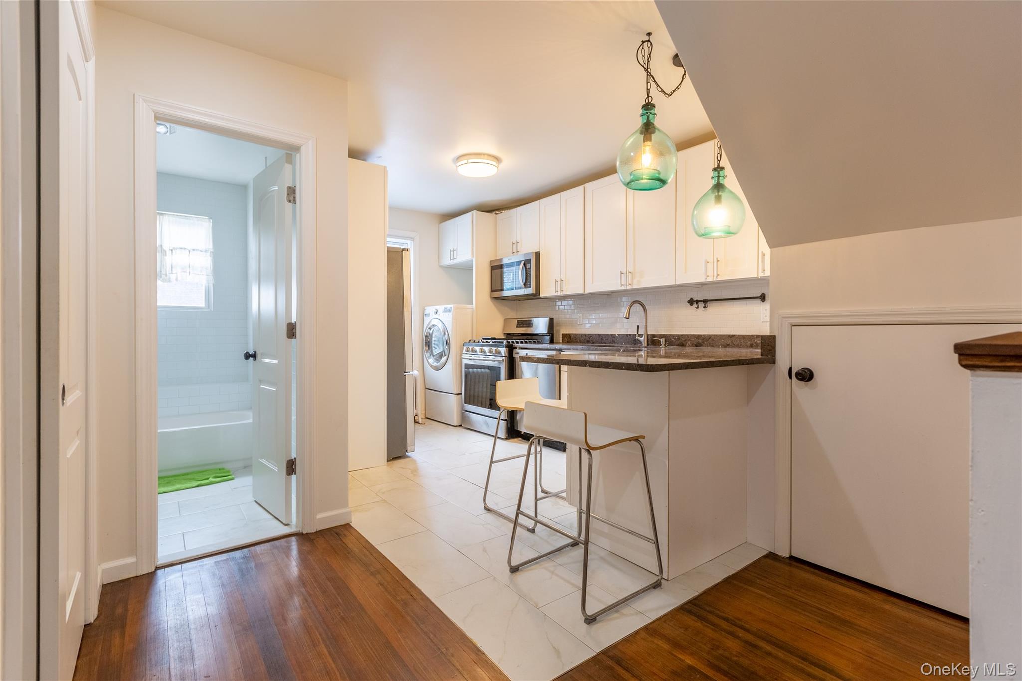 #2 photo, 3801 Sedgwick Avenue, Bronx , NY 10463