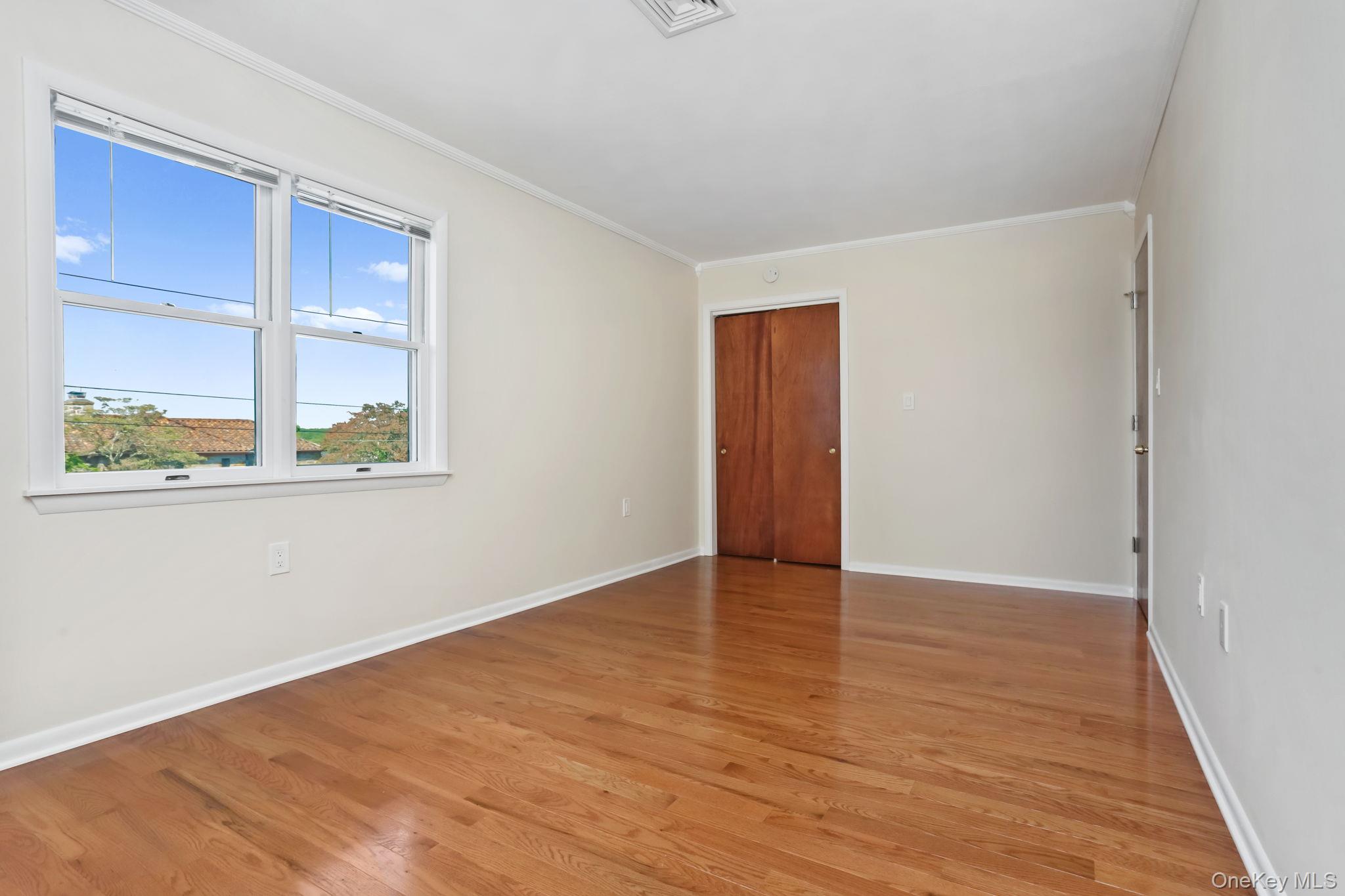 #18 photo, 160 Lakeview Avenue, West Harrison , NY 10604