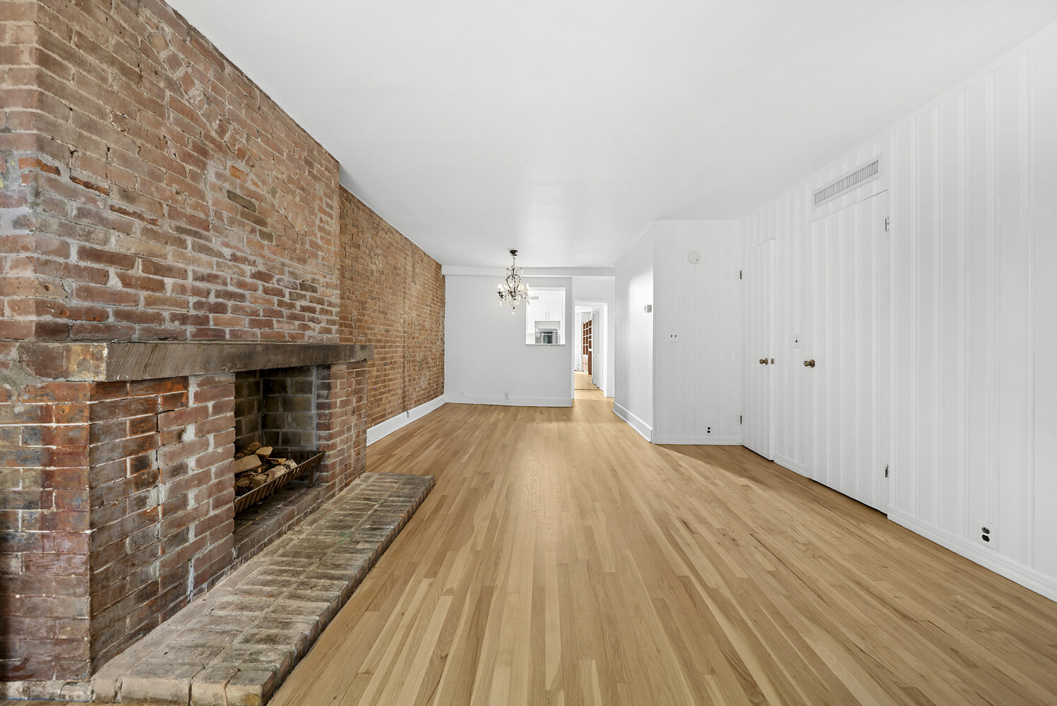 #22 photo, 351 E 50TH Street, マンハッタン Turtle Bay , NY 10022