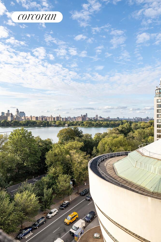 #7 photo, 2 E 88TH Street, Carnegie Hill , NY 10128