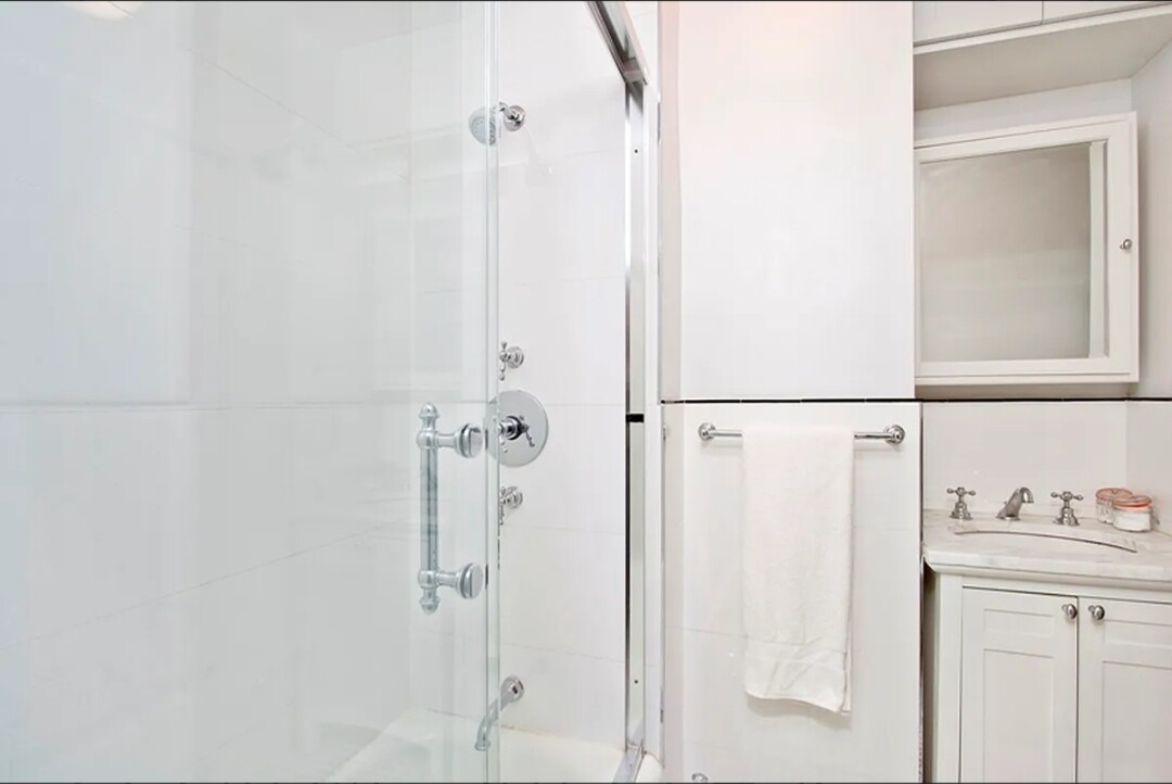 #5 photo, 22 GROVE Street, West Village , NY 10014