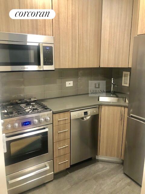 #2 photo, New York City, Sutton Place , NY 10022