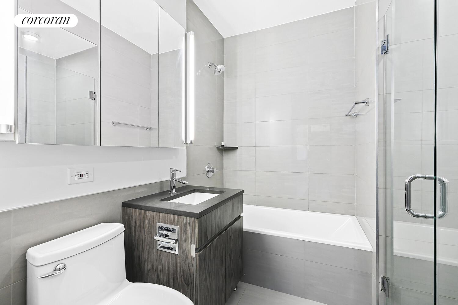 #3 photo, New York City, Sutton Place , NY 10022