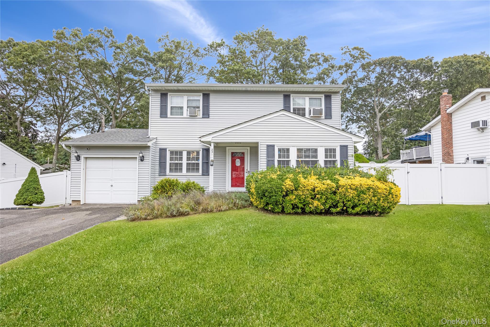 #1 photo, 231 Shelter Road, Ronkonkoma , NY 11770