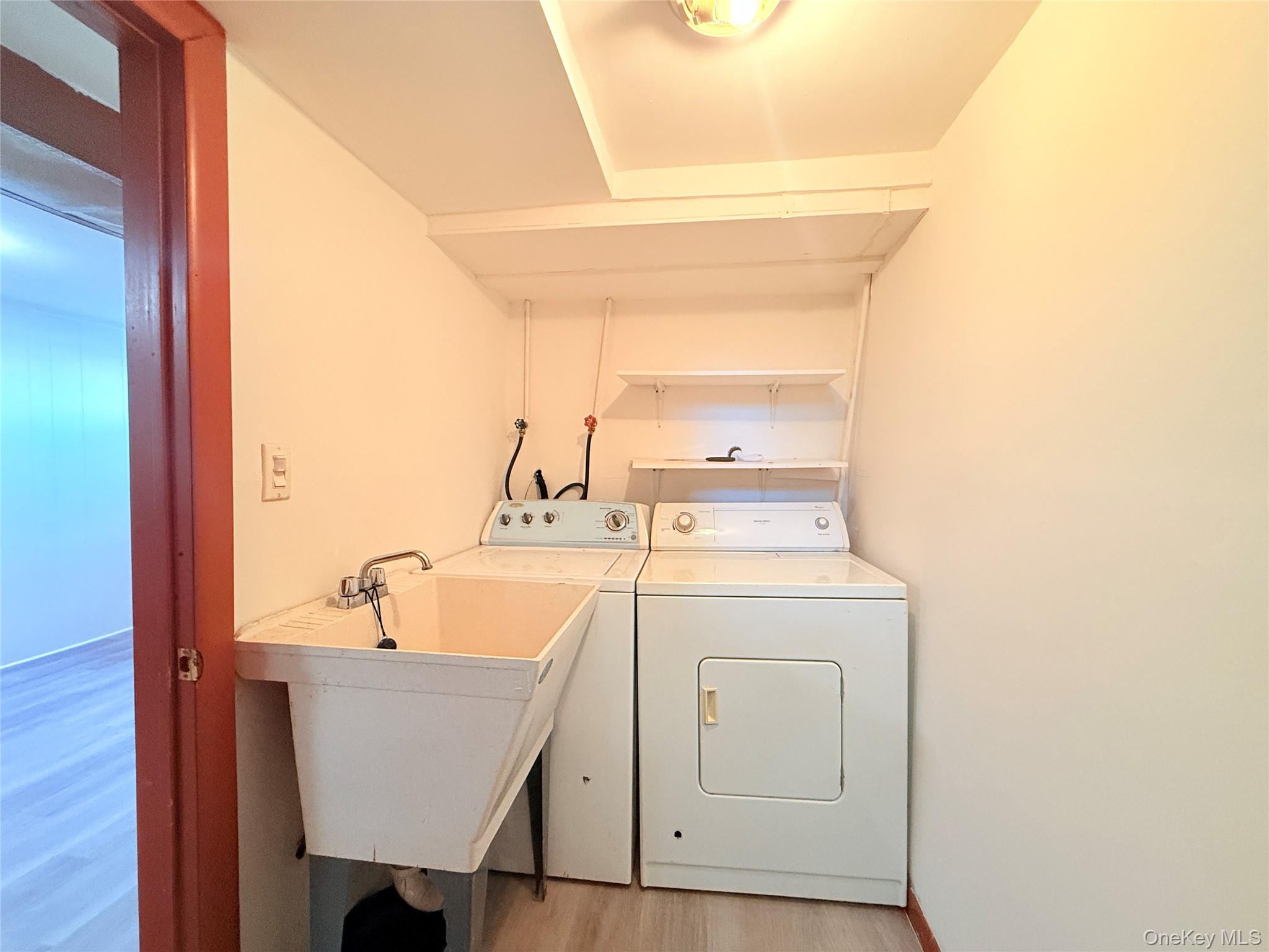 #19 photo, 16042 26th Avenue, Flushing , NY 11358