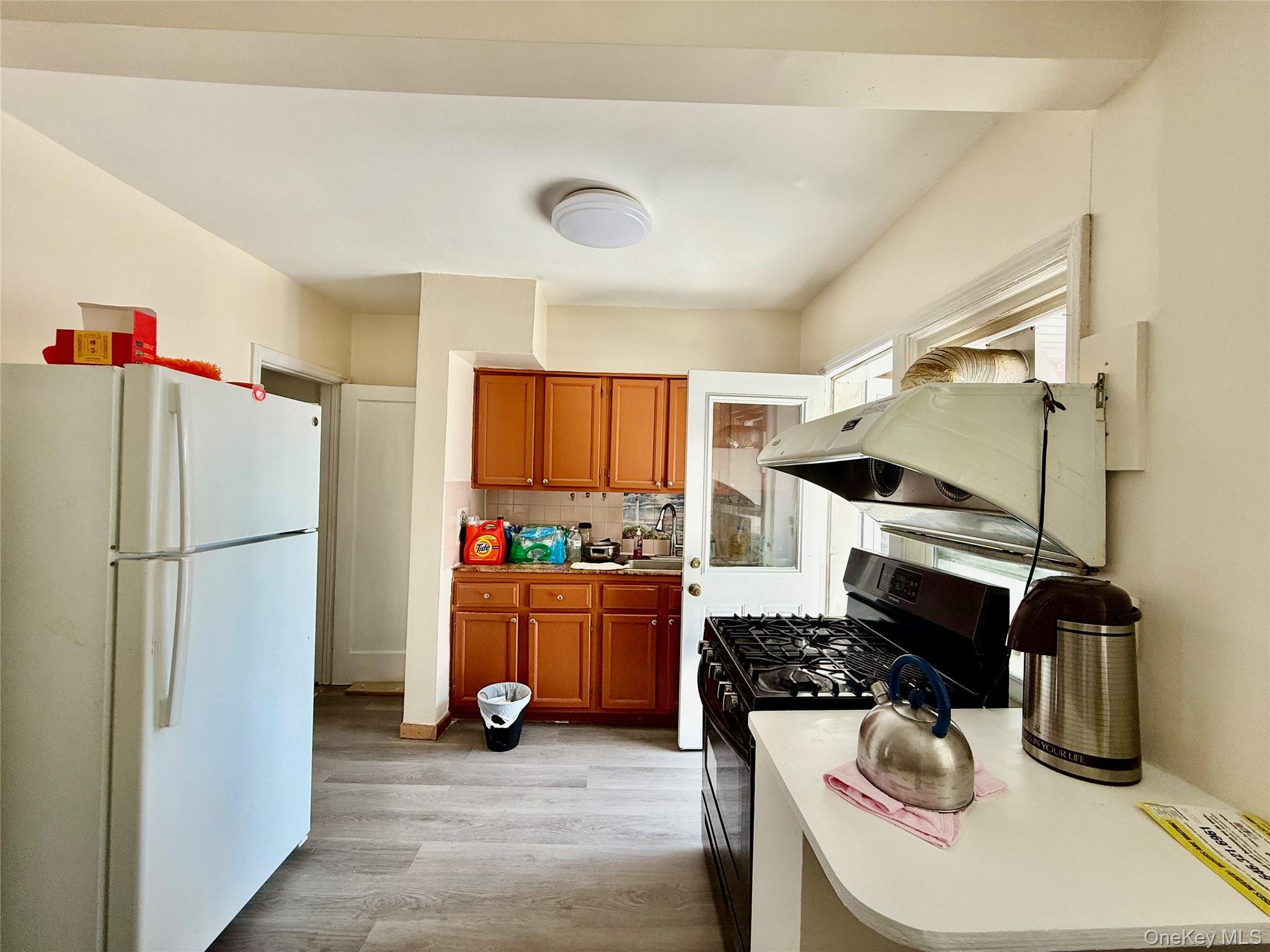 #4 photo, 16042 26th Avenue, Flushing , NY 11358