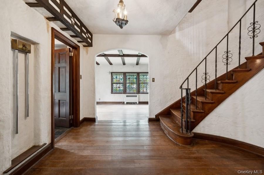 #8 photo, 29-37 168 Street, Flushing , NY 11358