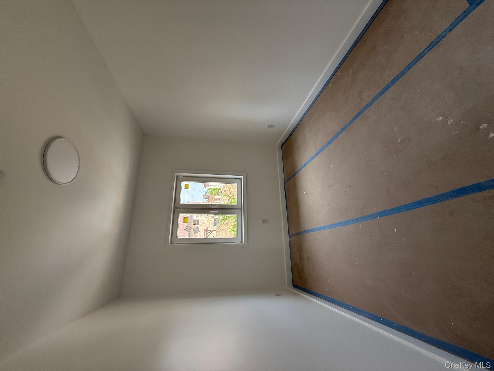 #8 photo, 3-24 125th Street, クイーンズ区 College Point , NY 11356