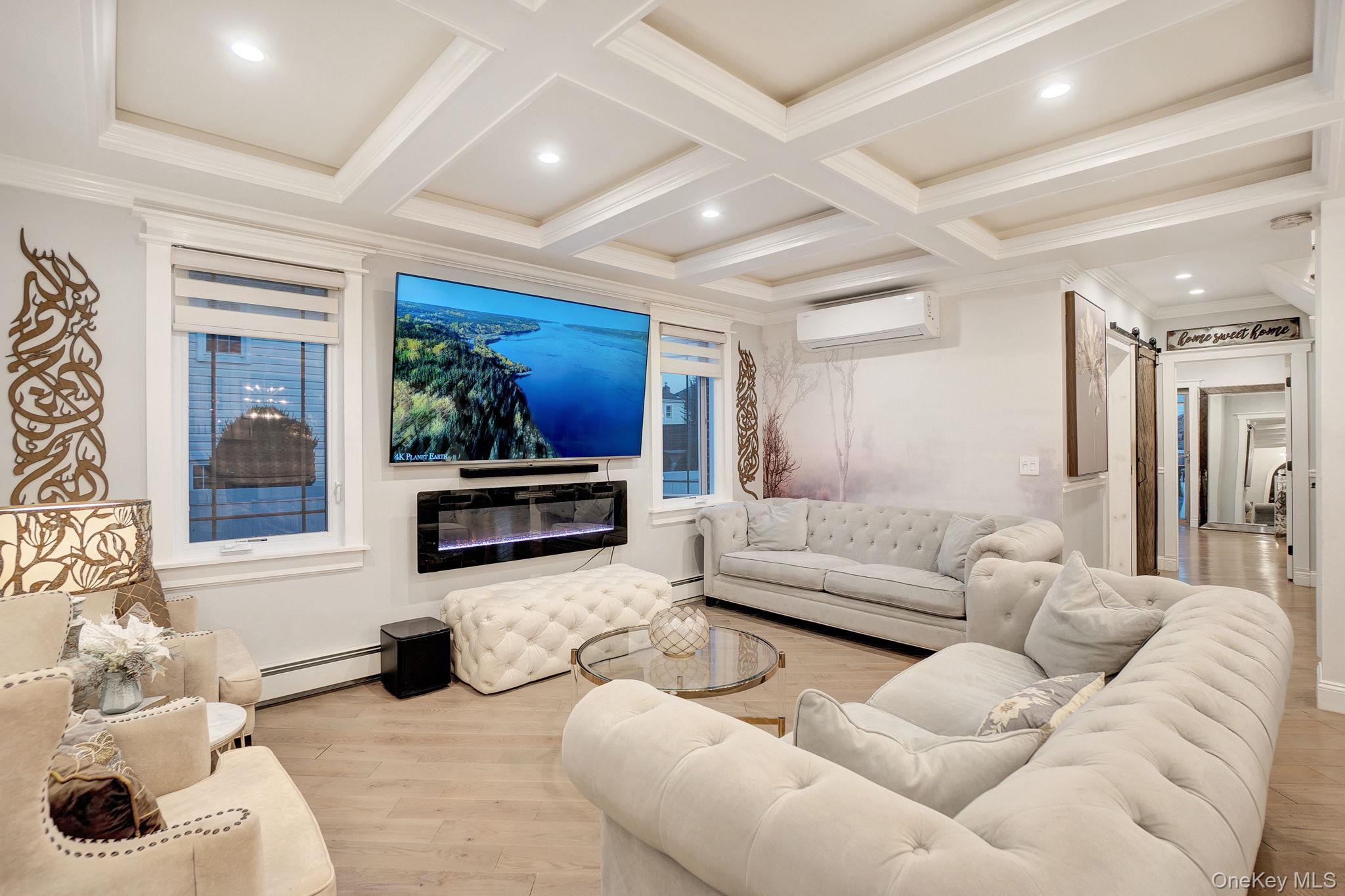 #12 photo, 122 Hoffman Street, Valley Stream , NY 11580