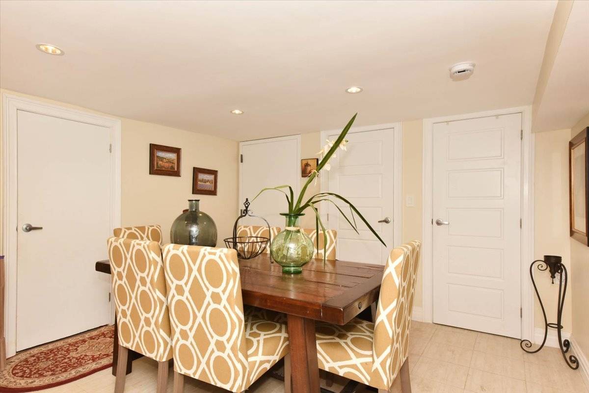 #31 photo, 50-05 215 Street, BAYSIDE , NY 11364