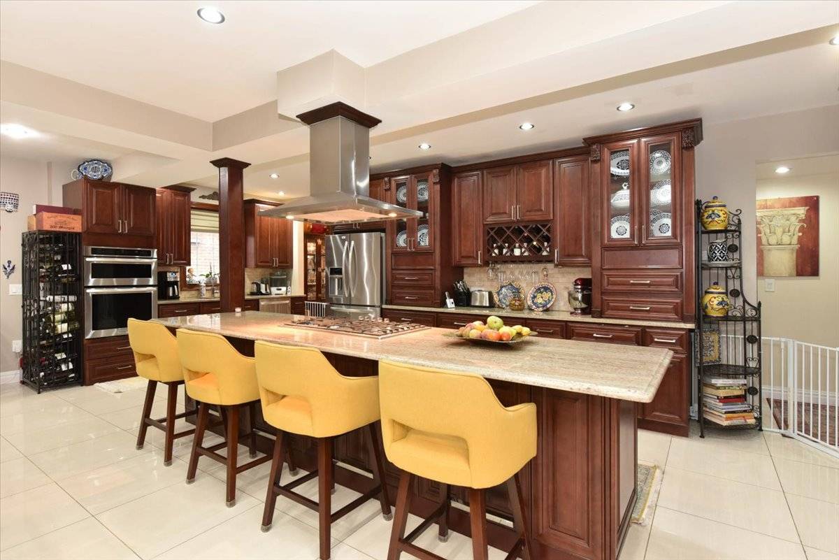 #42 photo, 50-05 215 Street, BAYSIDE , NY 11364