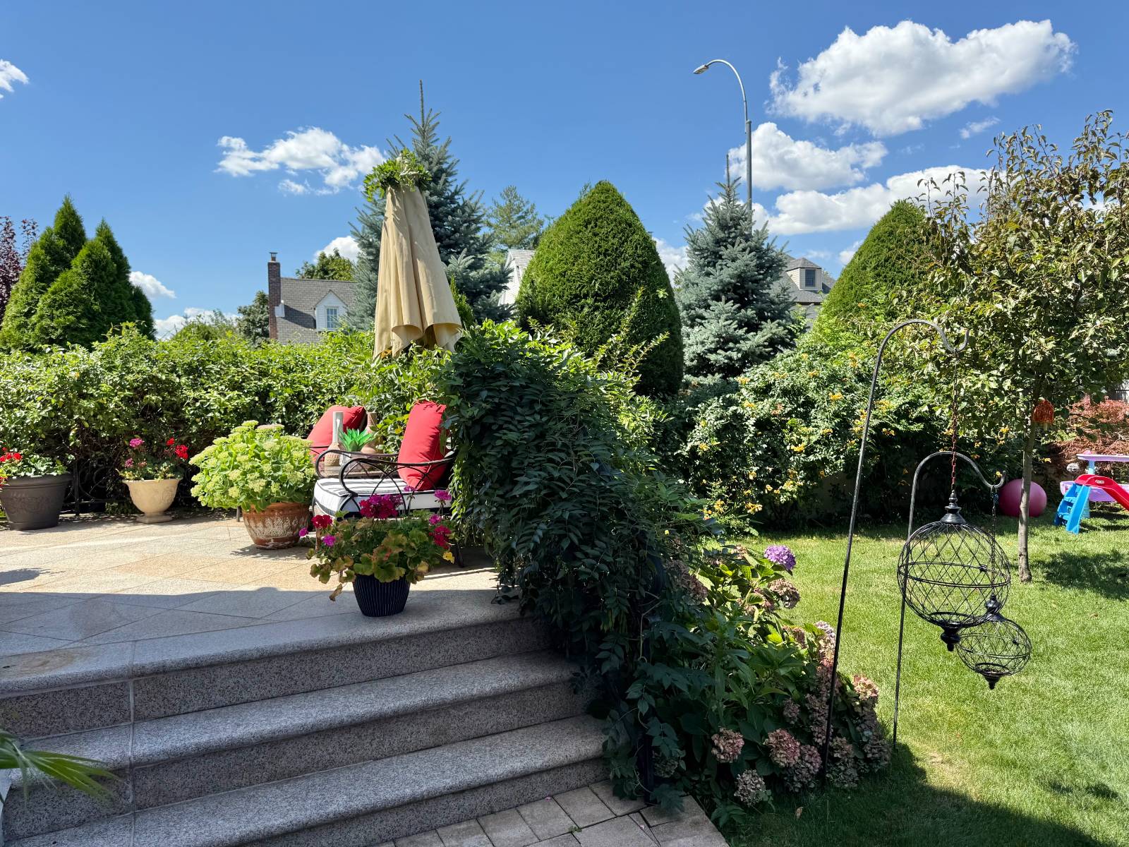 #48 photo, 50-05 215 Street, BAYSIDE , NY 11364