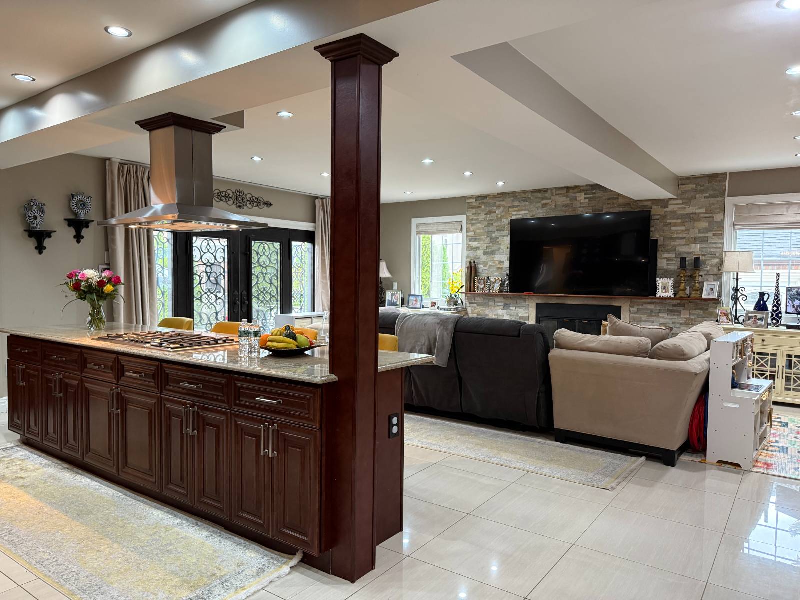 #53 photo, 50-05 215 Street, BAYSIDE , NY 11364