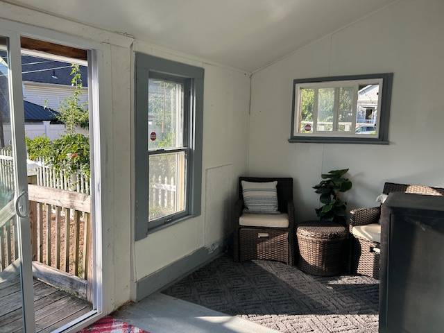 #19 photo, 785 6th Ave, Troy , NY 12182