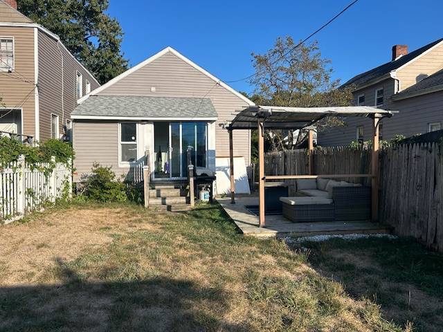 #21 photo, 785 6th Ave, Troy , NY 12182