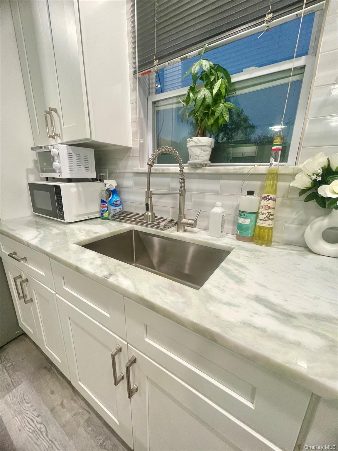 #2 photo, 8 Hemlock Drive, Bay Shore , NY 11706