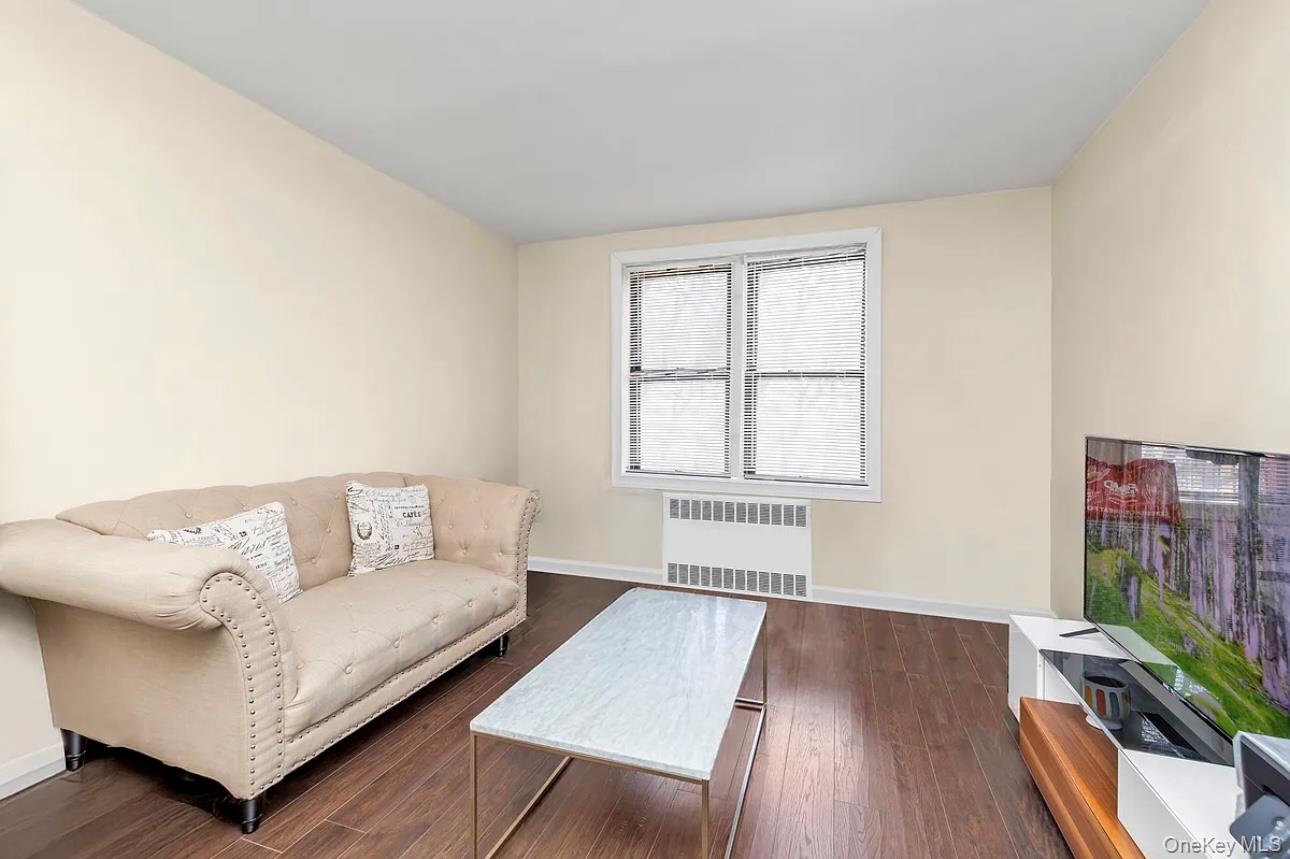 #4 photo, 150-10 71st Avenue, クイーンズ区 Kew Garden Hills , NY 11367