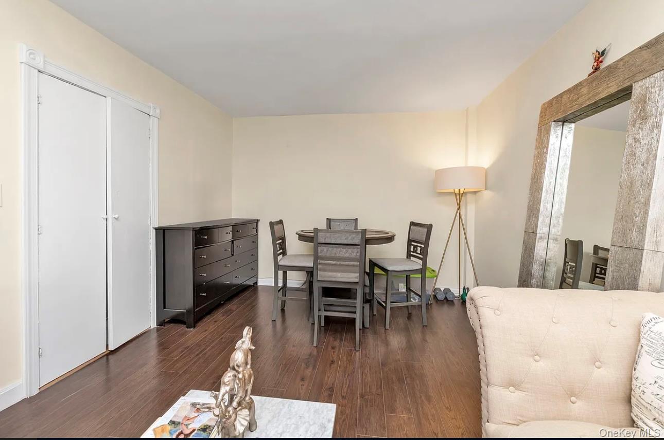 #6 photo, 150-10 71st Avenue, クイーンズ区 Kew Garden Hills , NY 11367