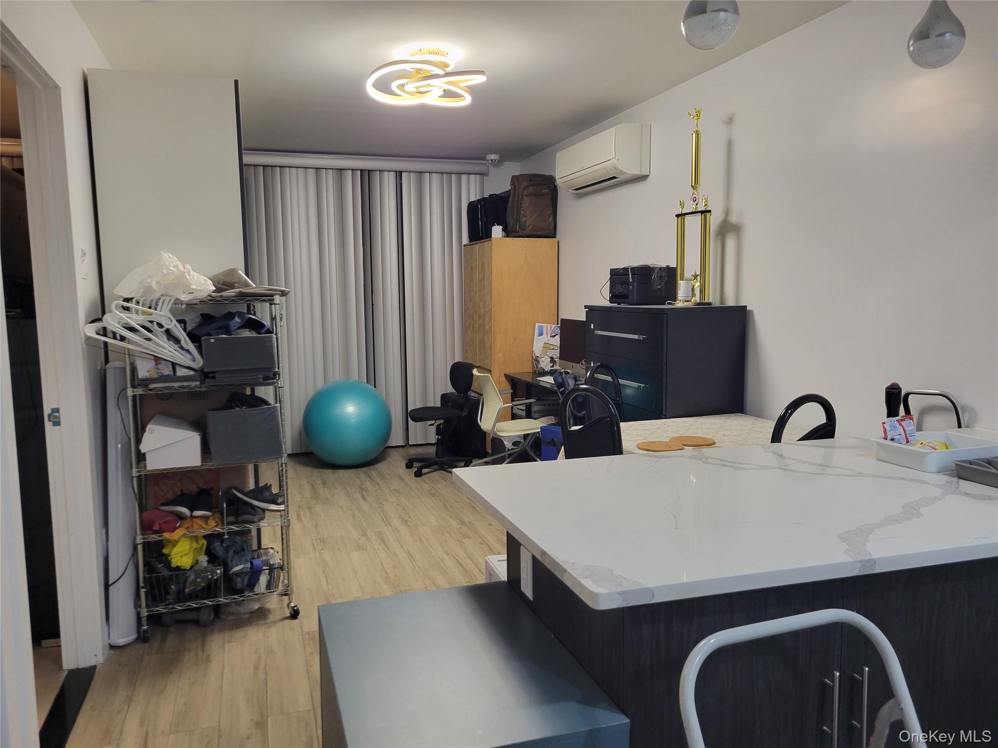 #3 photo, 70-65 Queens Blvd, クイーンズ区 Woodside , NY 11377